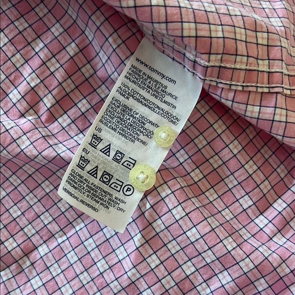 Men’s XL Tommy Hilfiger Pink Button Down Shirt